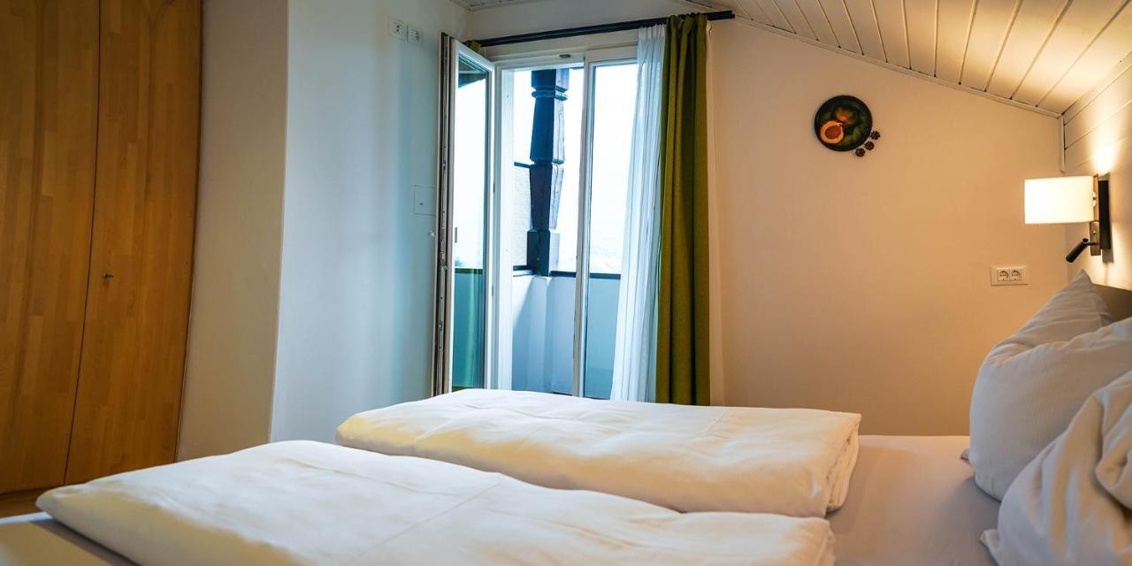 Ferienwohungen Gamper Apartment Tirolo Exterior photo